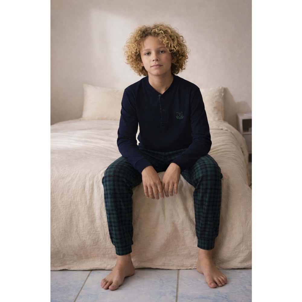 Tarık 11-16 Yaş Erkek Çocuk Pijama Takımı T Armalı -4337310 - YEŞİL