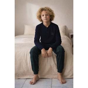 Tarık 11-16 Yaş Erkek Çocuk Pijama Takımı T Armalı -4337310 - YEŞİL