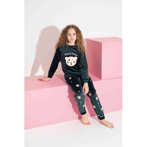 Tarık 5-9 Yaş Kız Çocuk Ayı Nakışlı Kadife Pijama Takımı 3121270 - YEŞİL