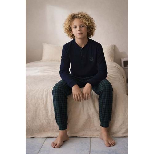 Tarık 11-16 Yaş Erkek Çocuk Pijama Takımı T Armalı -4337310 - YEŞİL